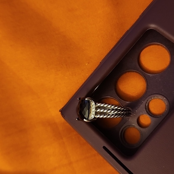 Authentic Wheaton David Yurman ring. Size 8 - Picture 12 of 16